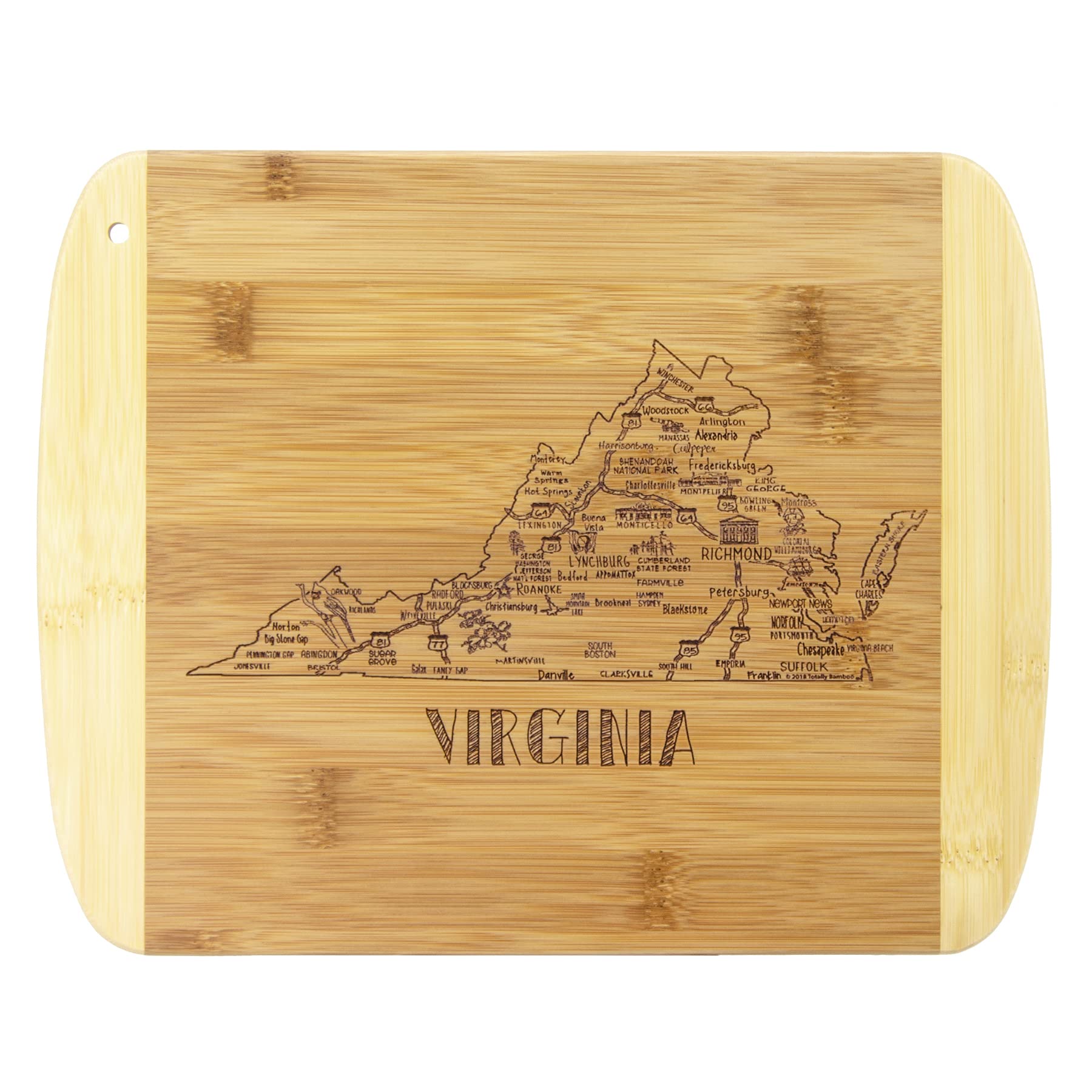 Tabla Totally Bamboo Virginia con grabado de ciudades, ideal para servir aperitivos.