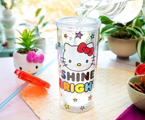 Diseño coleccionista Hello Kitty por Toynk, ideal para fans de Sanrio.