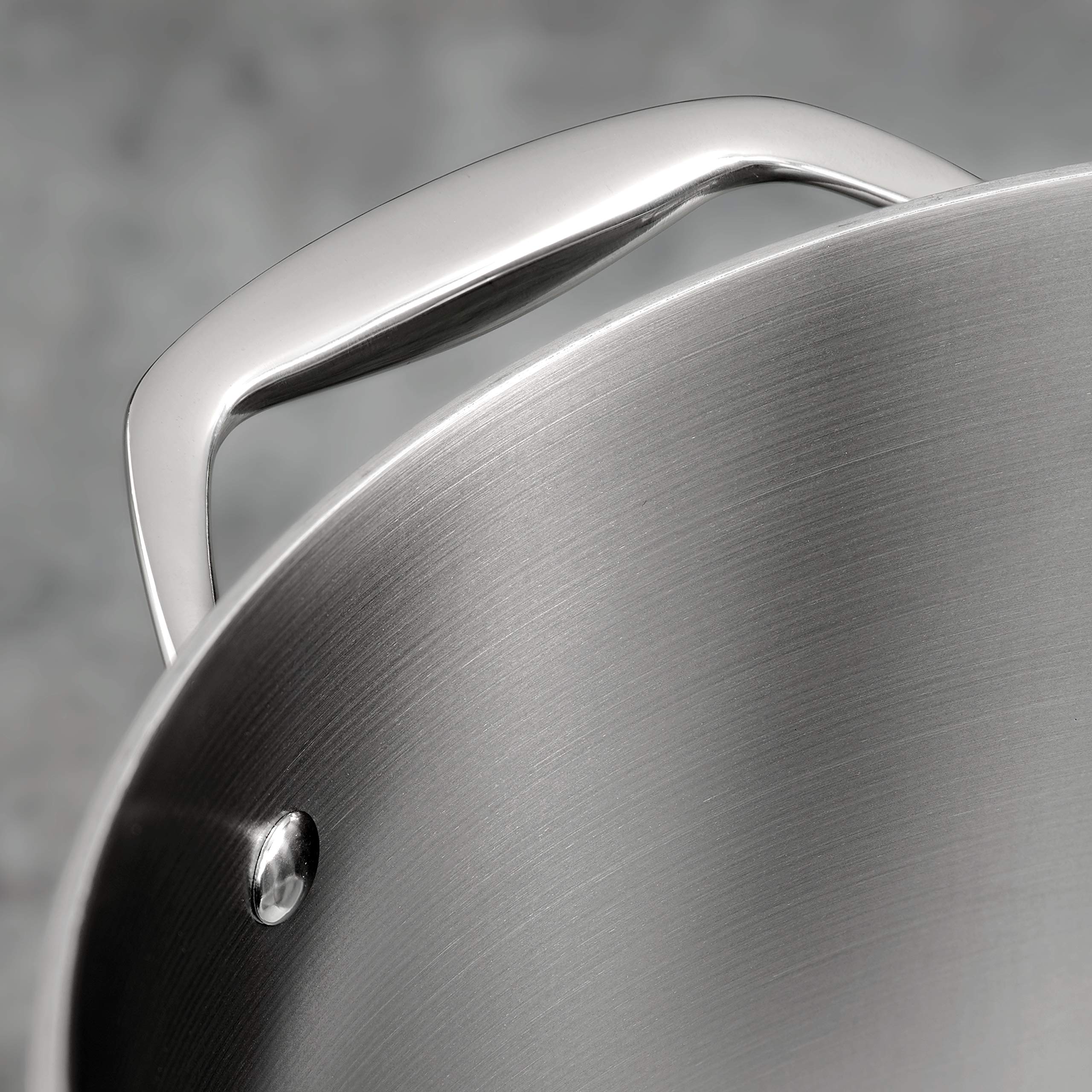Apto para horno hasta 500°F con Tramontina Signature.