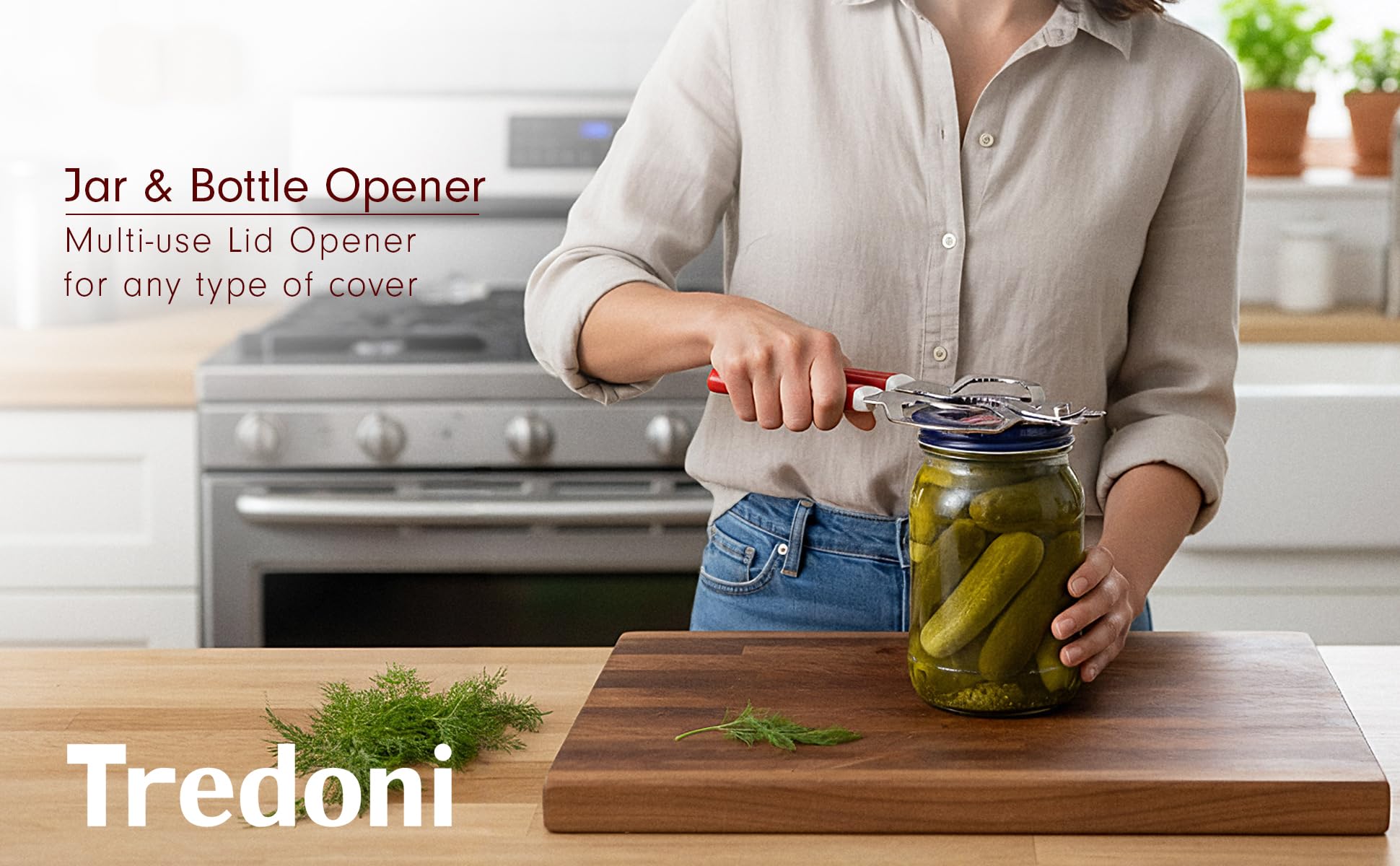 Tredoni abre latas con mango estable, facilita tareas de cocina.