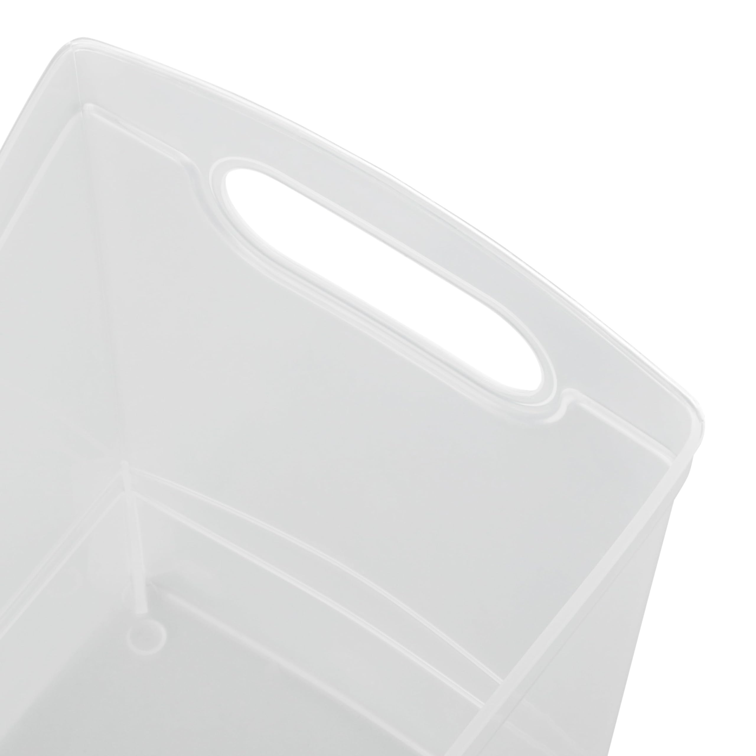 Tribello organizador estrecho en oficina para suministros y materiales.