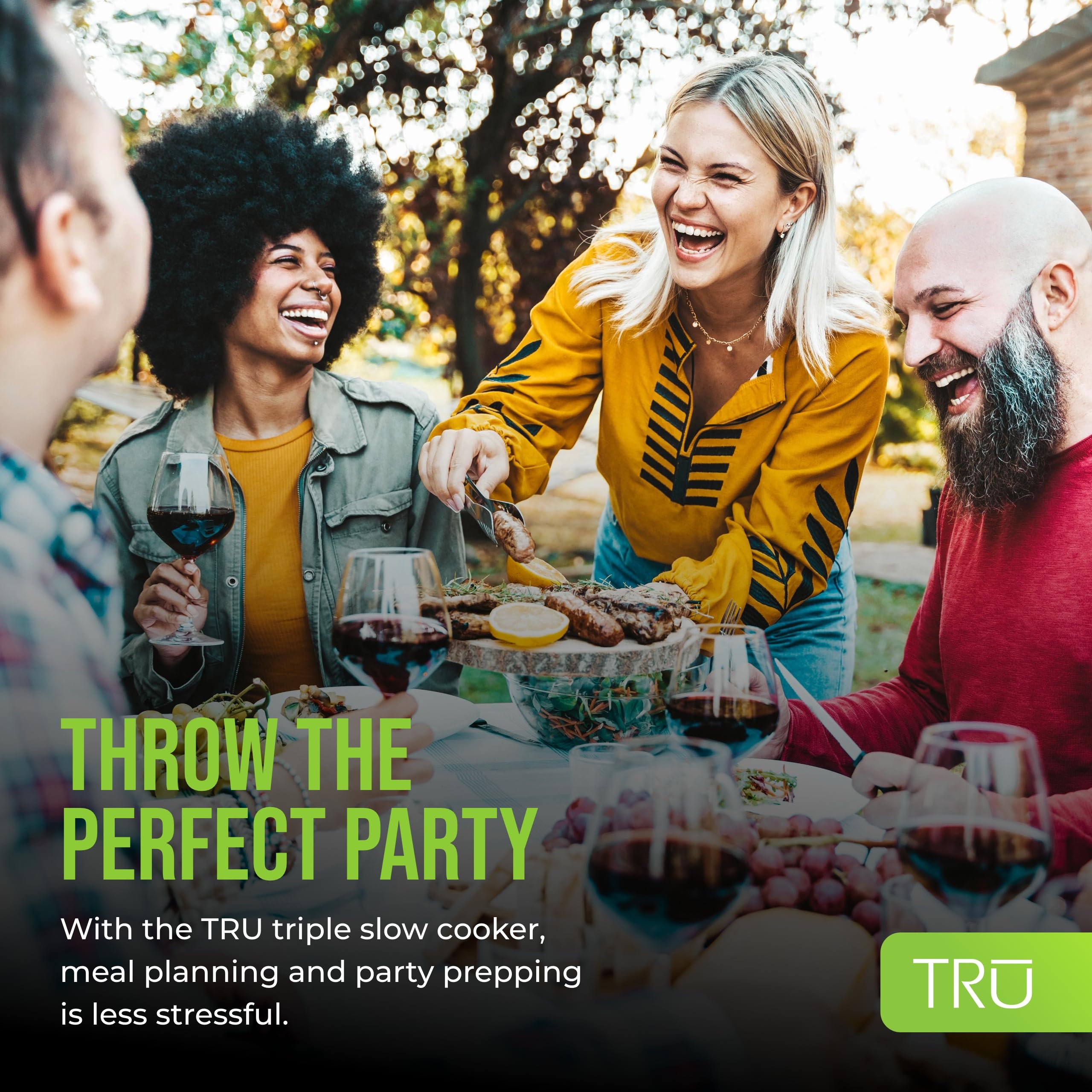 TRU servidor de buffet triple ideal para fiestas en casa.