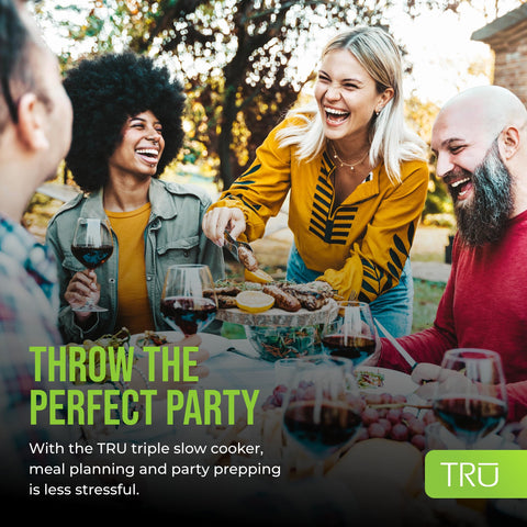 TRU servidor de buffet triple ideal para fiestas en casa.
