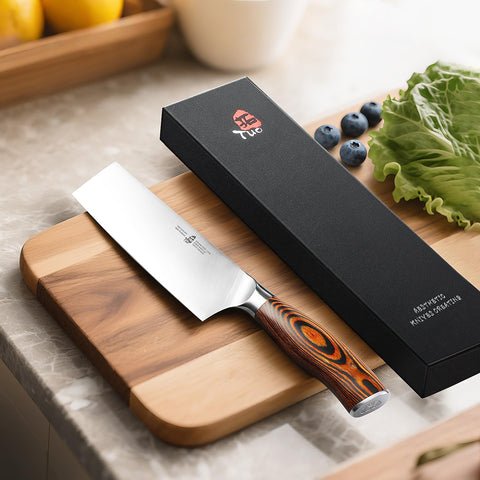 Uso diario en la cocina con TUO Nakiri para verduras, frutas y hierbas