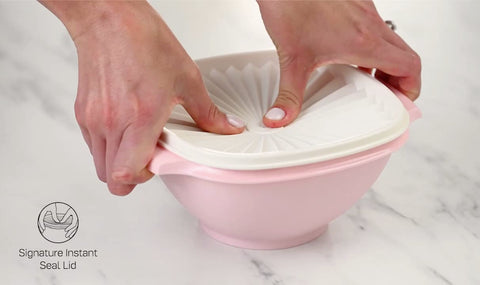 Tupperware Heritage diseño clásico y apilable para ahorrar espacio.