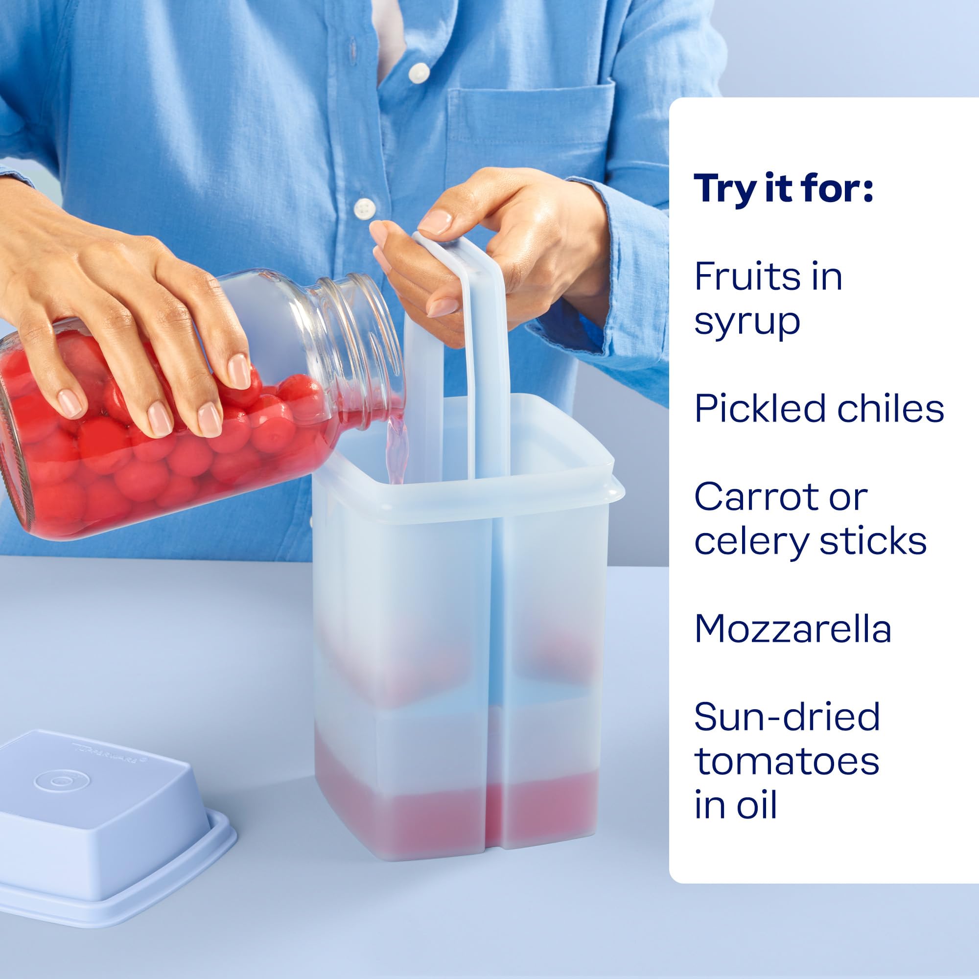 Tupperware Pick-a-deli colador elevable facilita retirar alimentos sin sumergirlos.