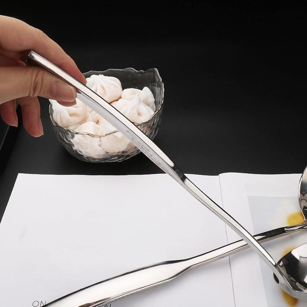 Cucharón Txhlyx de acero inoxidable, detalle resistente y duradero.