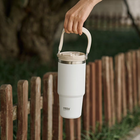 TYESO tumbler con tapa flip para sorber rápido en cualquier ocasión