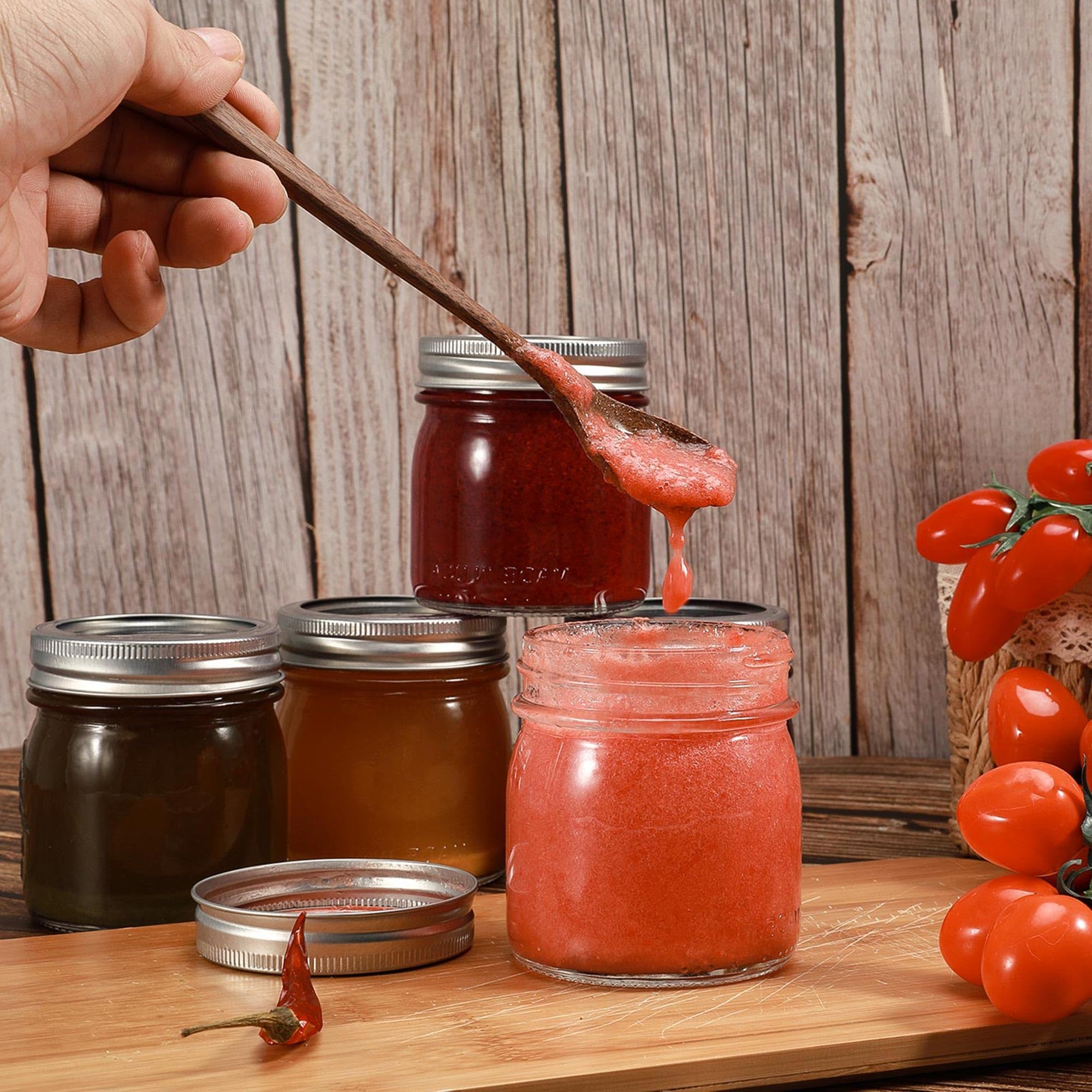 Tarro Mason 8oz de Tynatune, perfecto para miel, salsas y dulces.
