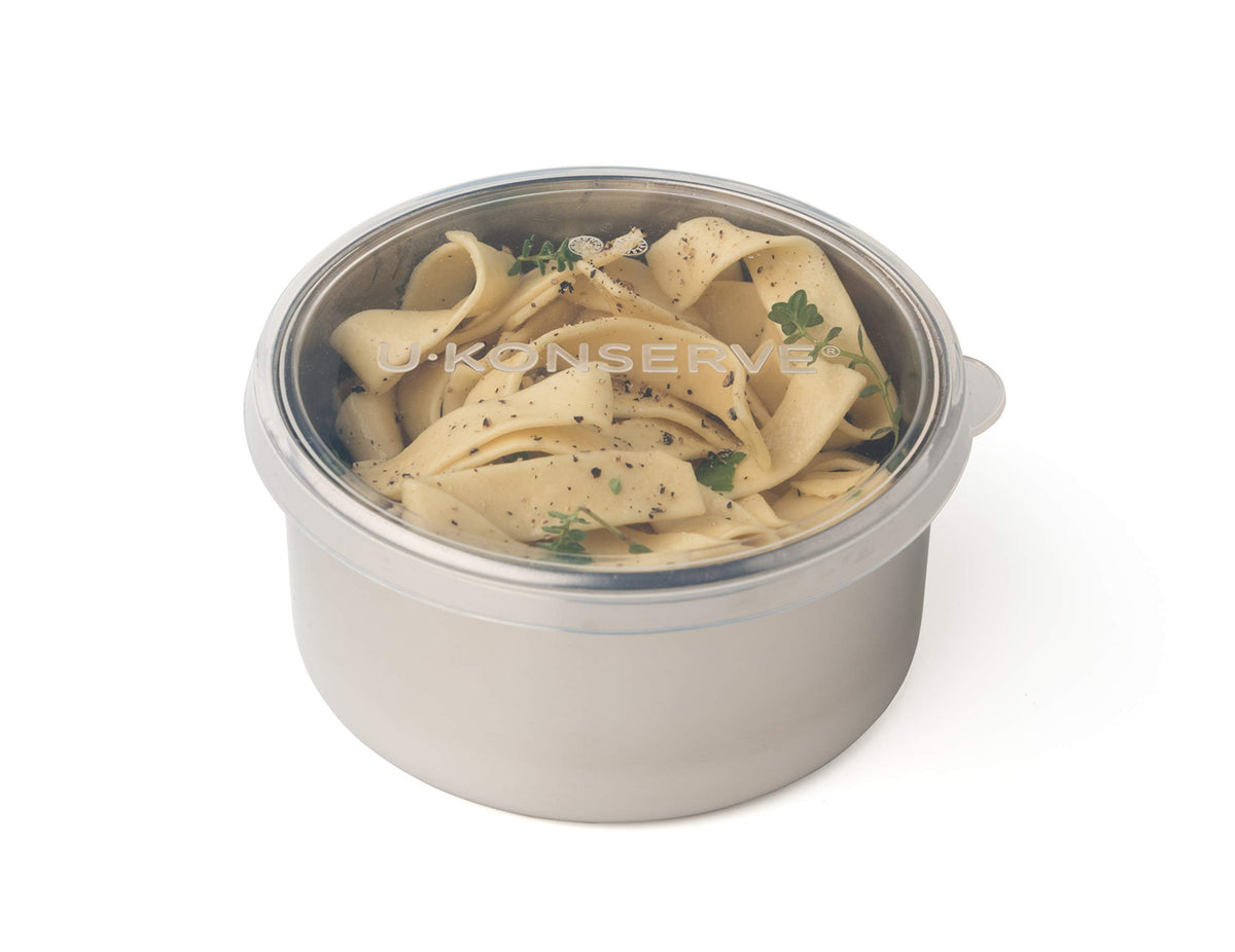 U Konserve, vista lateral, caja de acero inoxidable ideal para almuerzos sin plástico.