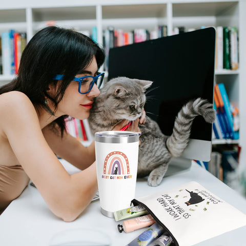 Conjunto completo para amantes de gatos con estilo y utilidad diaria.