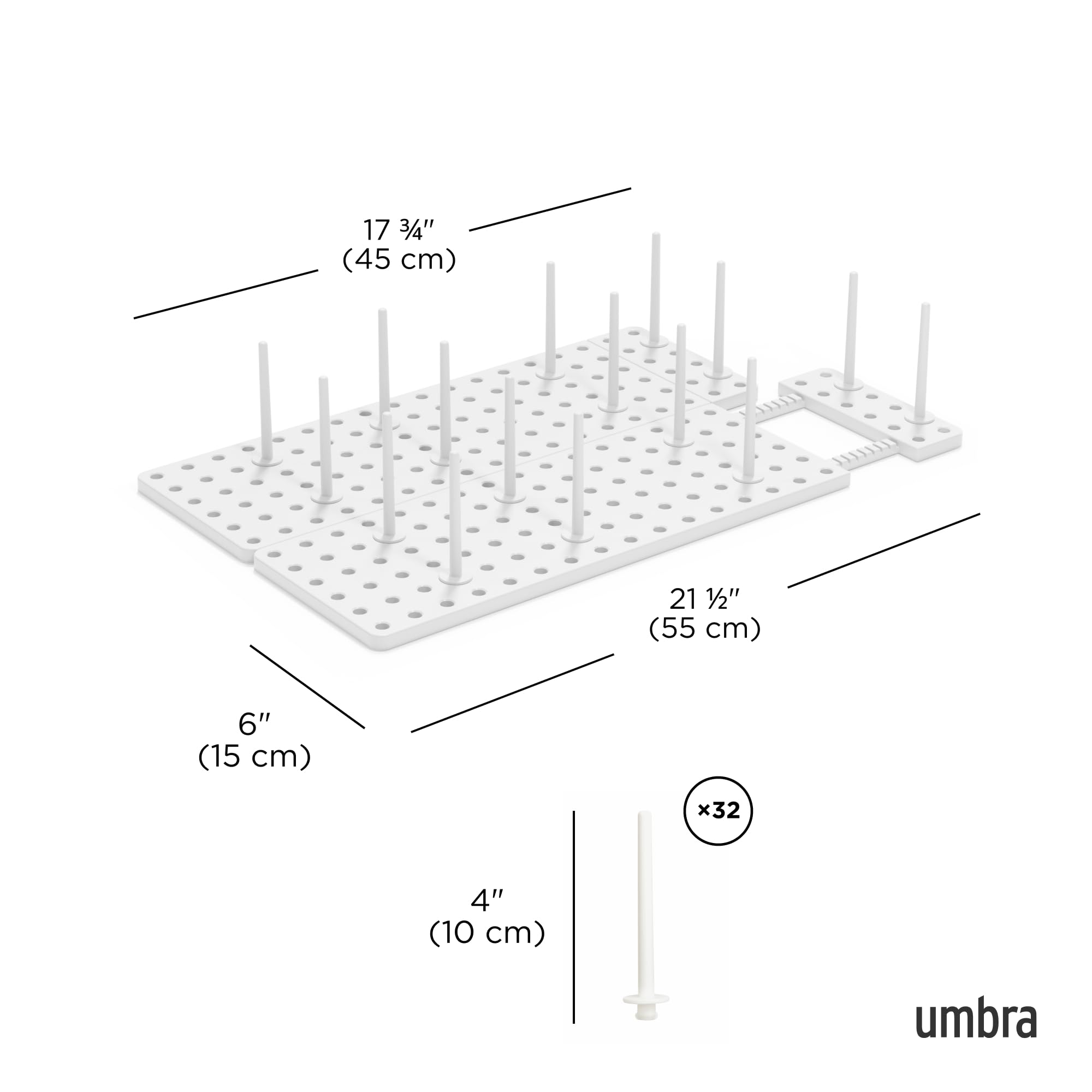 Umbra Peggy matriz de 108 huecos facilita múltiples configuraciones de almacenamiento.