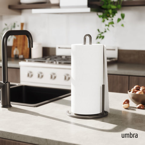 Umbra Squire barra de desgarro integrada facilita el desprendimiento del papel.