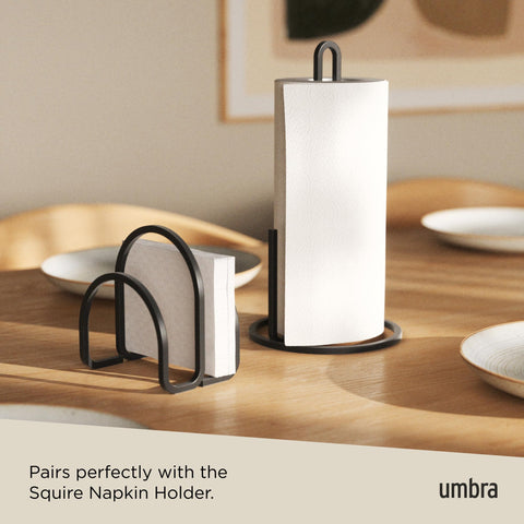 Umbra Squire diseño moderno aporta personalidad a cocina o baño.
