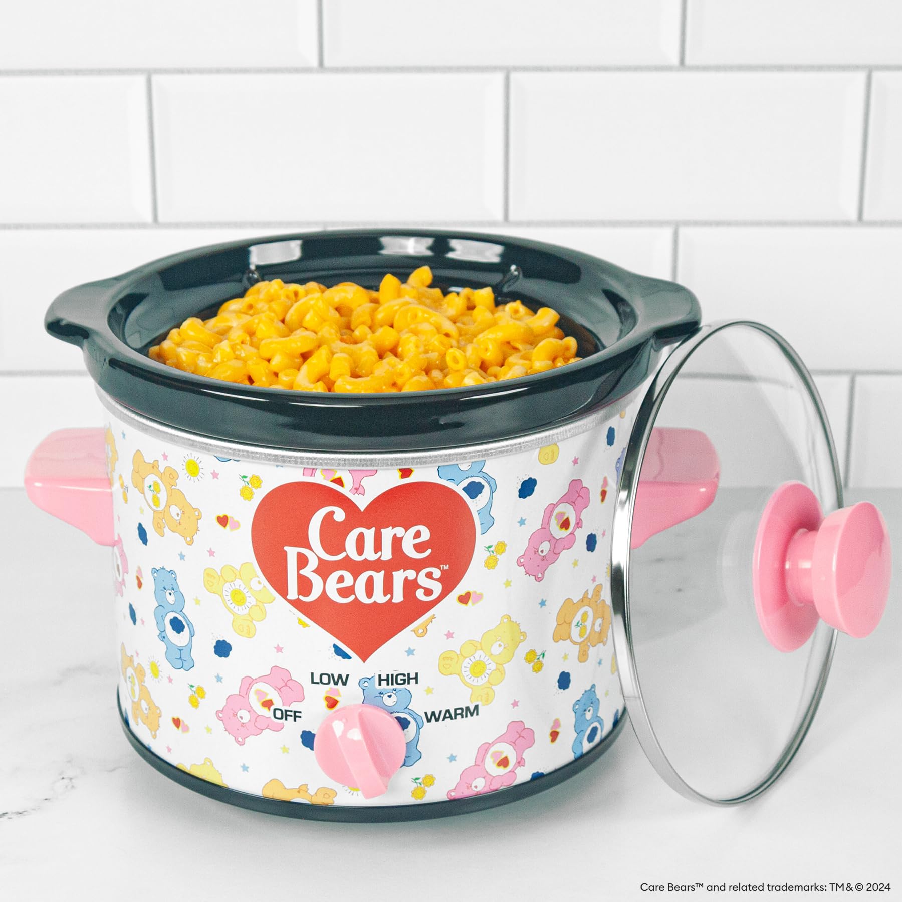 Carcasa de aluminio con diseño colorido de Care Bears