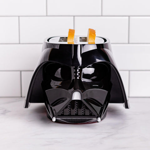 Uncanny Brands Darth Vader Tostadora iluminada en la encimera