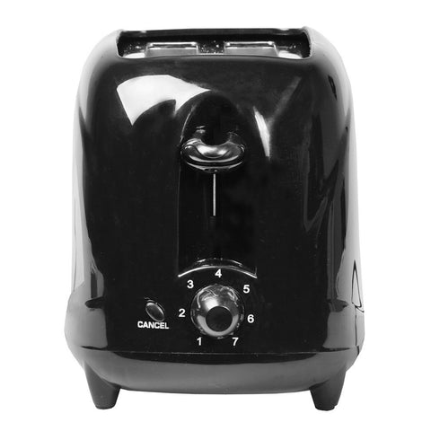 Tostadora Darth Vader de Uncanny Brands atrae miradas en la cocina, ideal para reuniones.