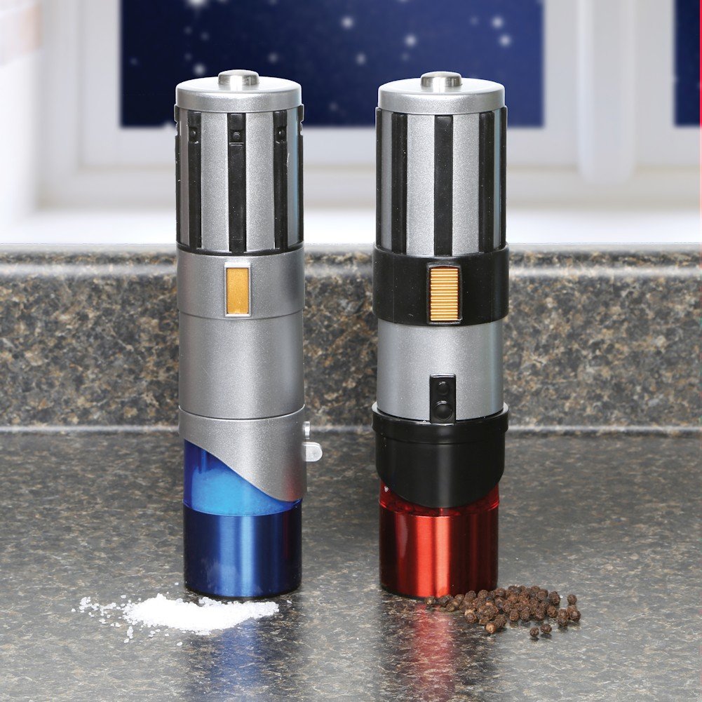 Uncanny Brands regalo perfecto para fan de Star Wars en la cocina.