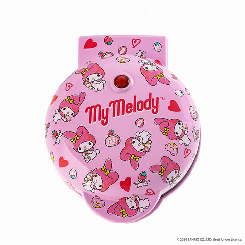Dispositivo compacto para cocinas pequeñas, waflera mini Uncanny Brands Hello Kitty My Melody.