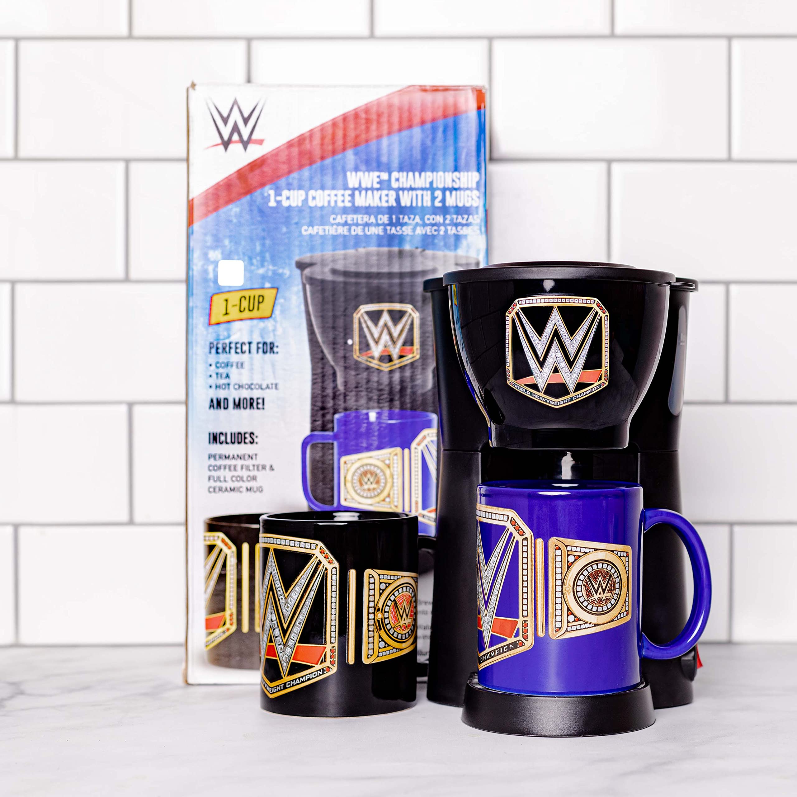 Presentación del set WWE de Uncanny Brands, listo para regalo.
