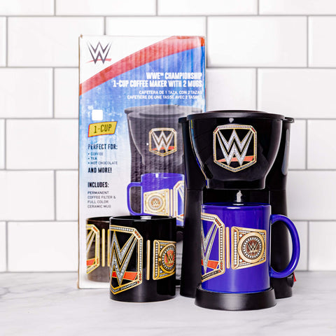 Presentación del set WWE de Uncanny Brands, listo para regalo.