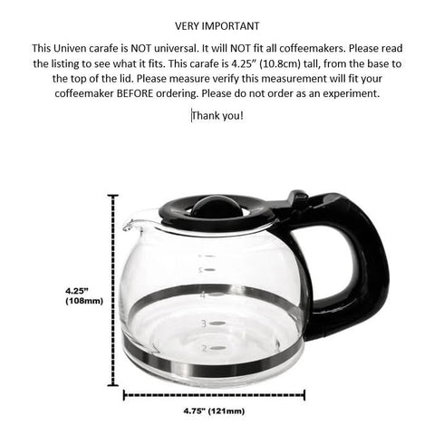 Jarra de vidrio Univen con asa ergonómica para verter con control.