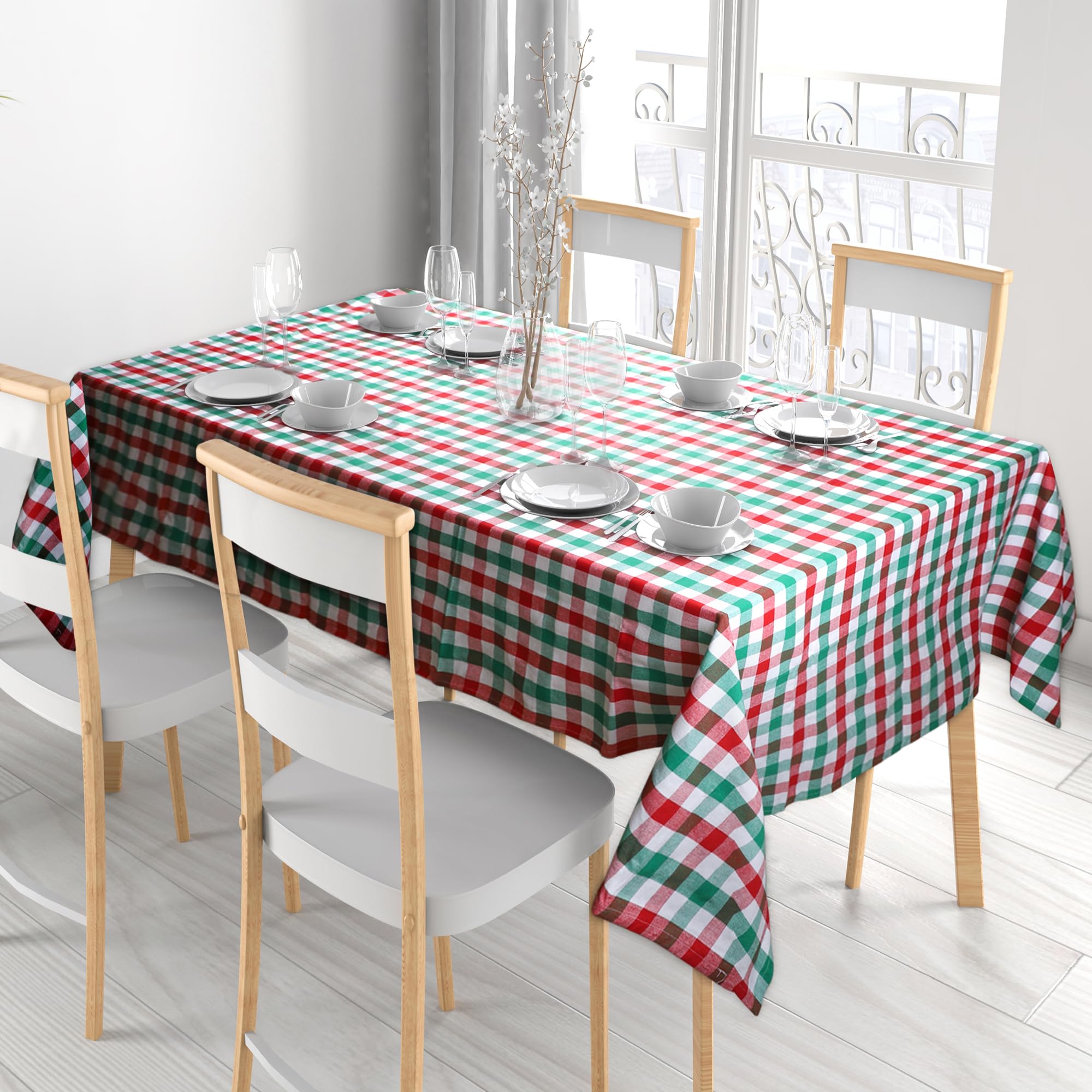 Mantel para área de comedor Urban Villa, perfecto para reuniones familiares.