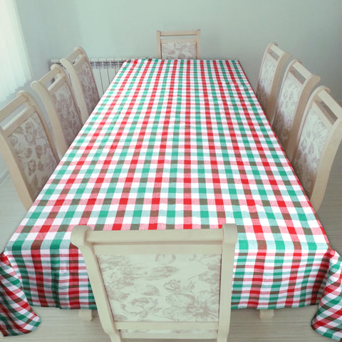 Cuidado fácil Urban Villa Mantel, facilita la limpieza después de las comidas.