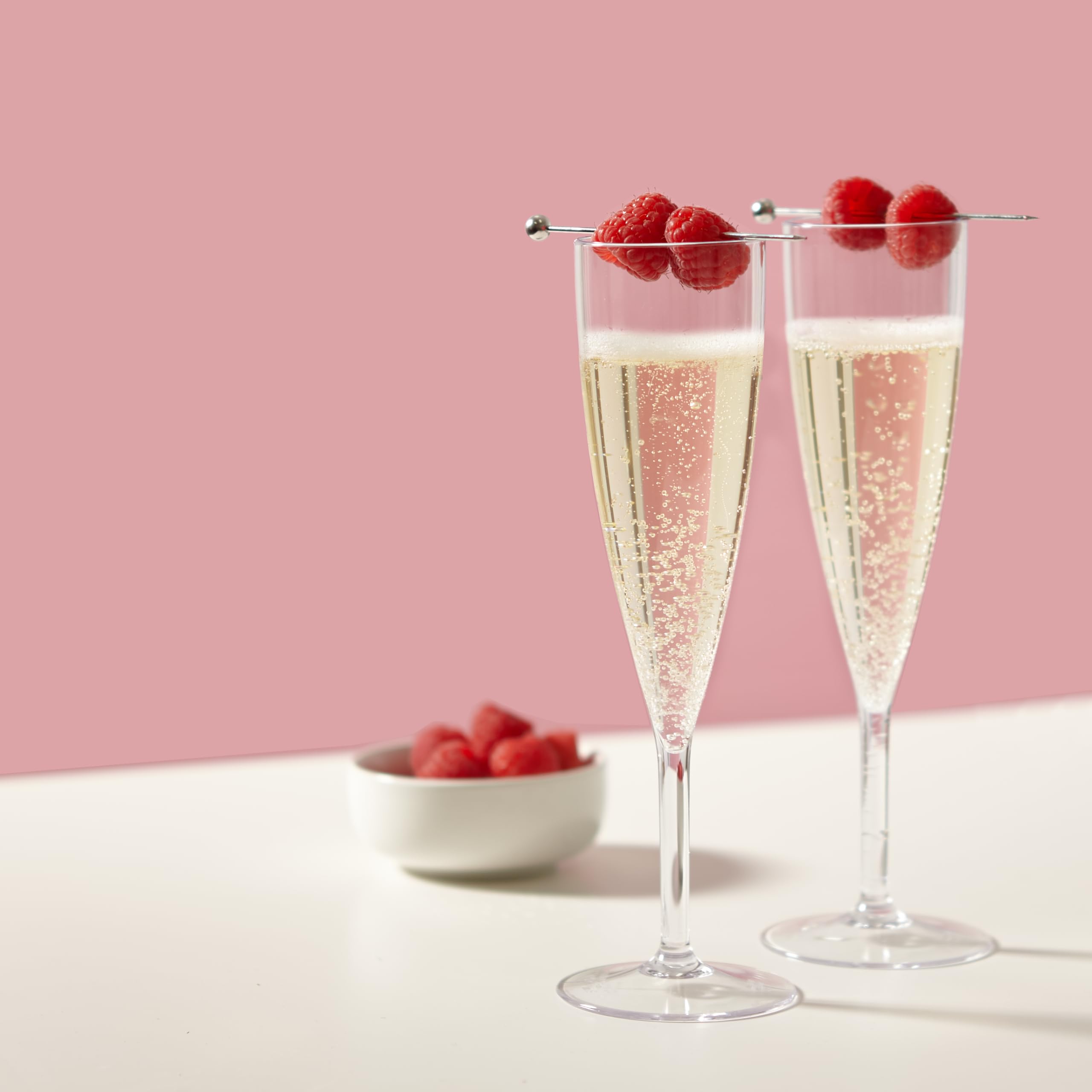 Regalo práctico para fiestas con US Acrylic copas de champagne.