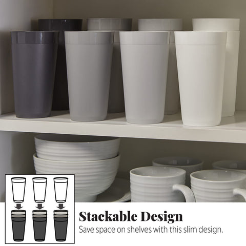 Vasos Newport para interiores y exteriores, acabado ligero en gris piedra.