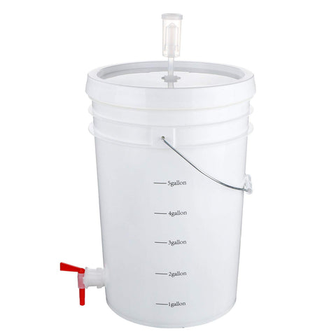 U.S. Solid fermentador con grifo facilita trasvase rápido y limpio.