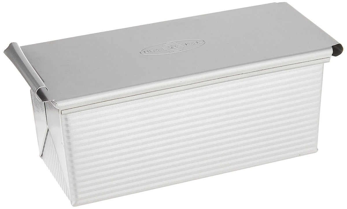 USA Pan moldeo Pullman con tapa para panes uniformes y dorados.