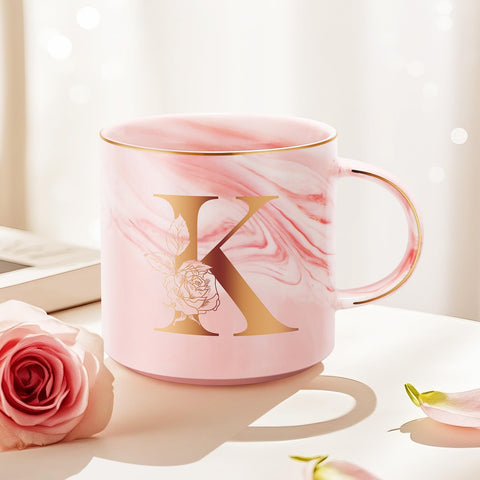 Taza Uwingess con borde dorado protege el labio y añade elegancia.