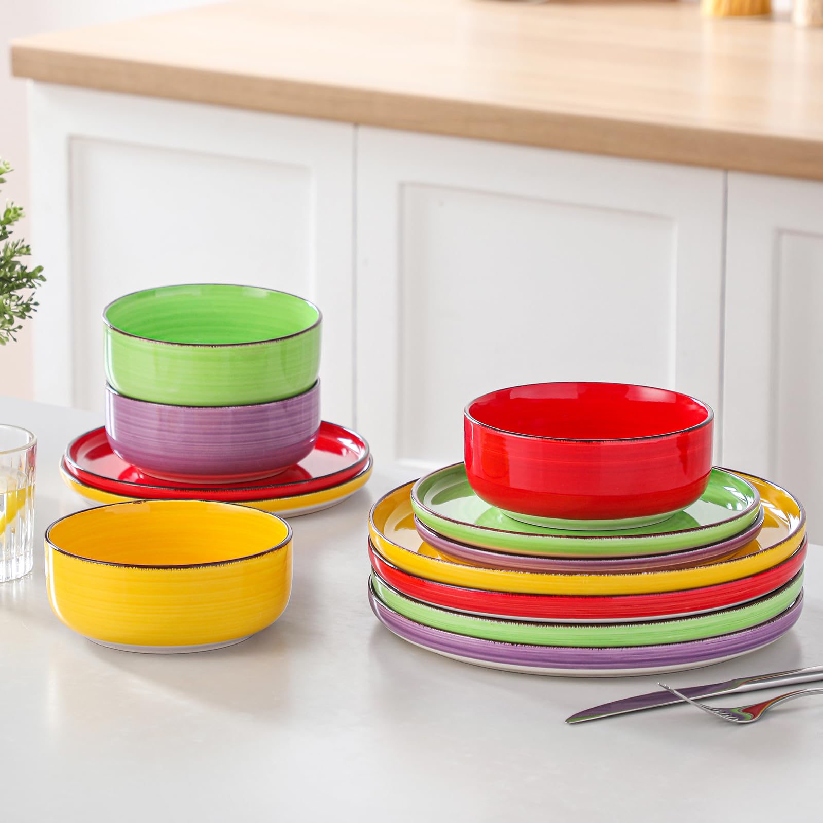 Vancasso Bonita: colores vibrantes que inspiran presentaciones atractivas en la mesa.