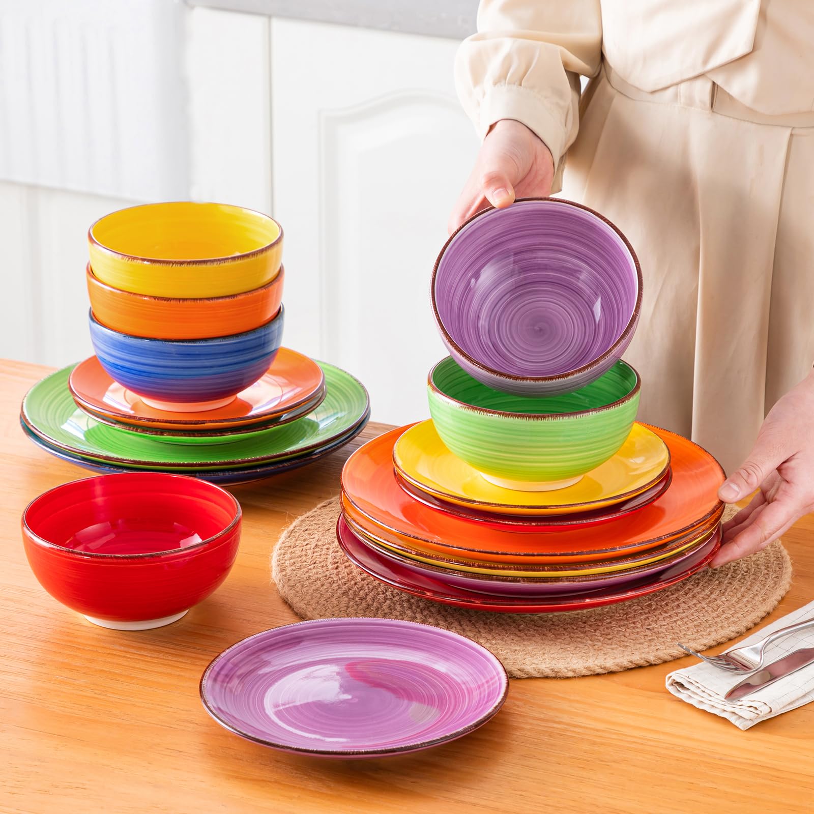 Vancasso Bonita: vajilla multicolor para cenas familiares, añade calidez.