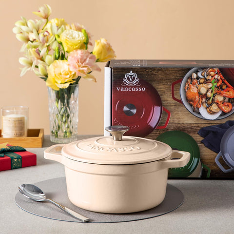 Limpieza fácil de la olla Vancasso esmaltada después de la cena familiar.