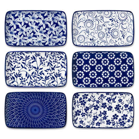 Plato rectangular Selene de Vancasso con diseño floral azul y blanco para ensaladas.
