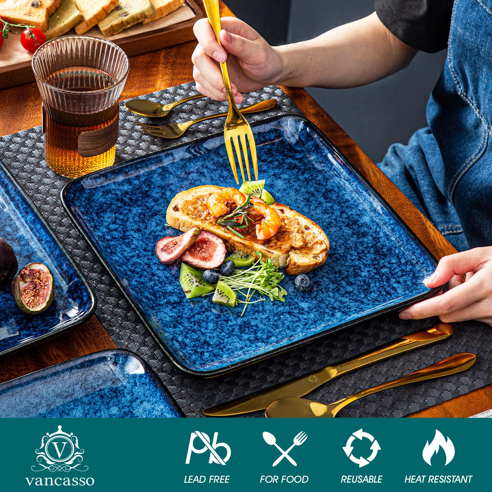 Vancasso Stern plato de pasta azul con borde activo para contener salsa.