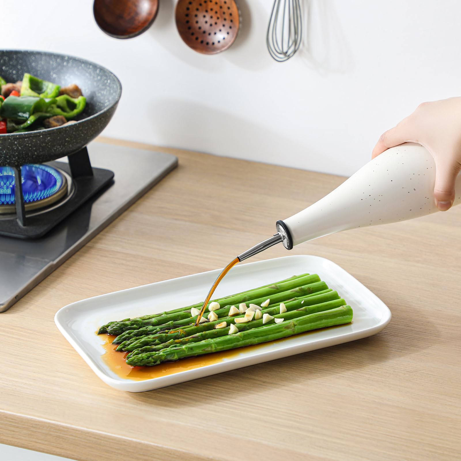 Vancasso superficie facil de limpiar, mantenimiento sencillo tras cocinar.