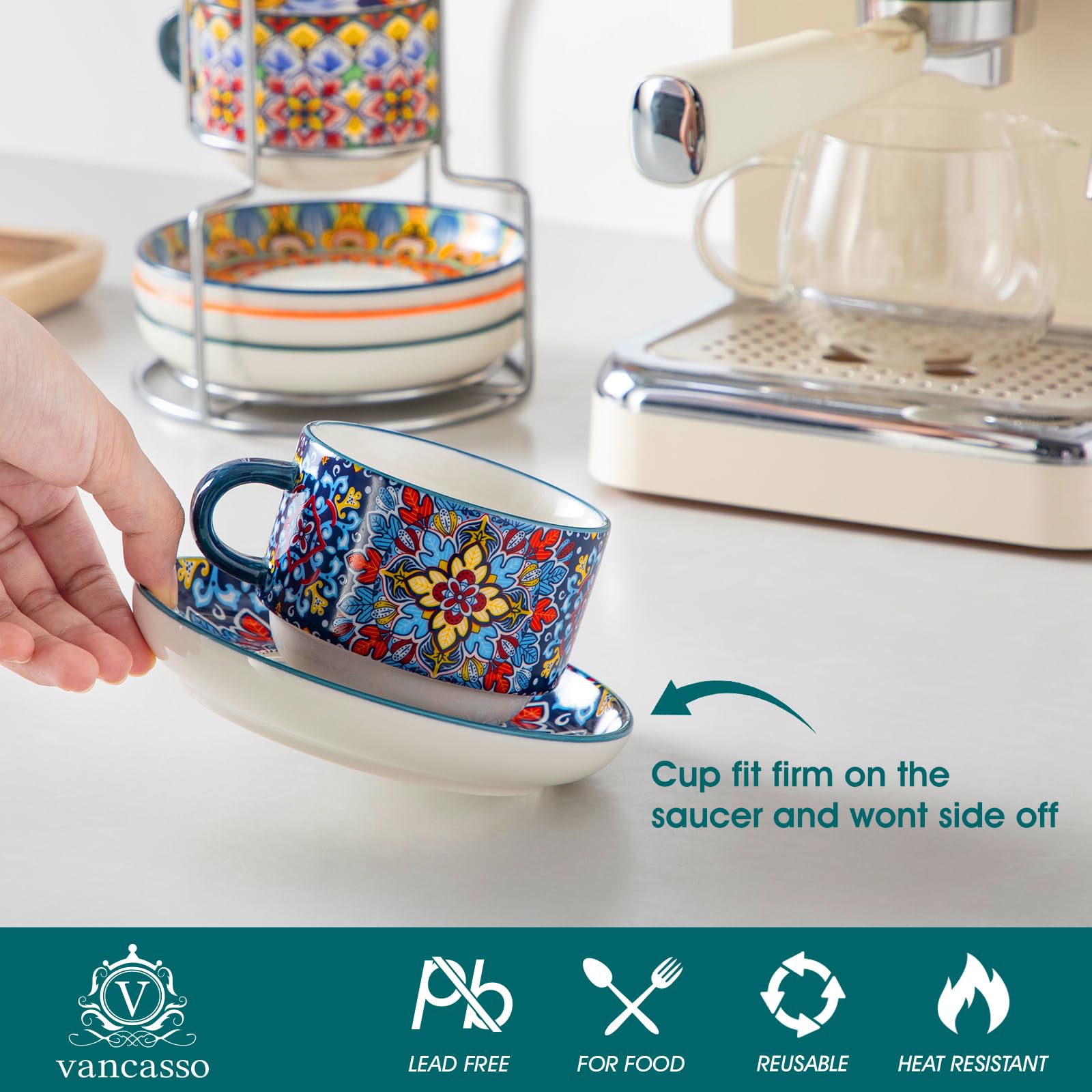 Diseño bohemio colorido Vancasso que añade carácter a la mesa.