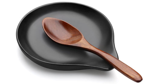 Reposacucharas VanlonPro cerámico en la estufa, diseño elegante para la cocina.