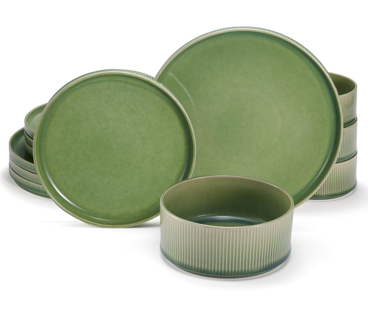 Vase and Vessel: conjunto cerámico 12 piezas verde musgo para cenas elegantes.