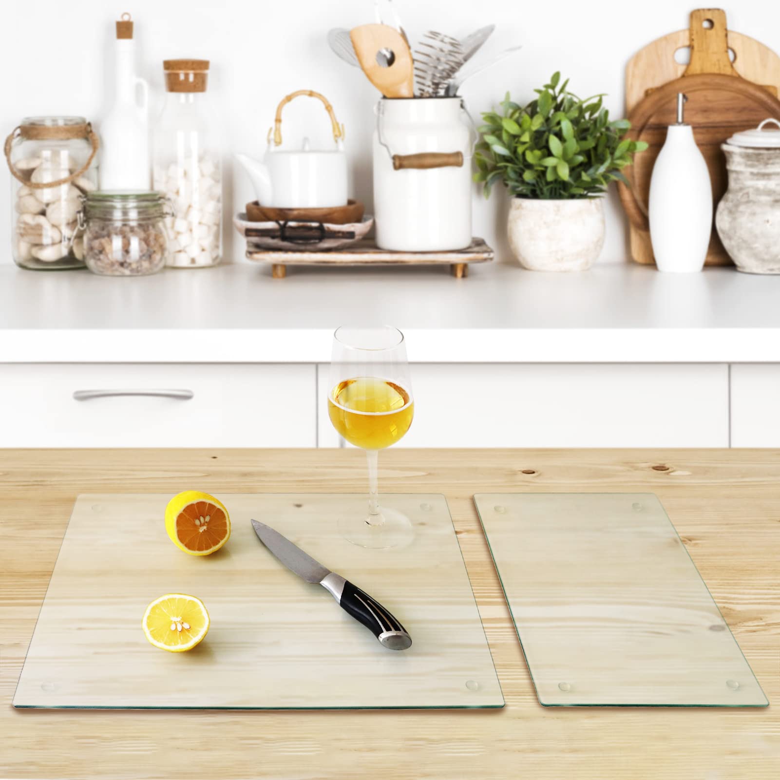 Juego de dos tablas, ideal para tareas diversas en la cocina.