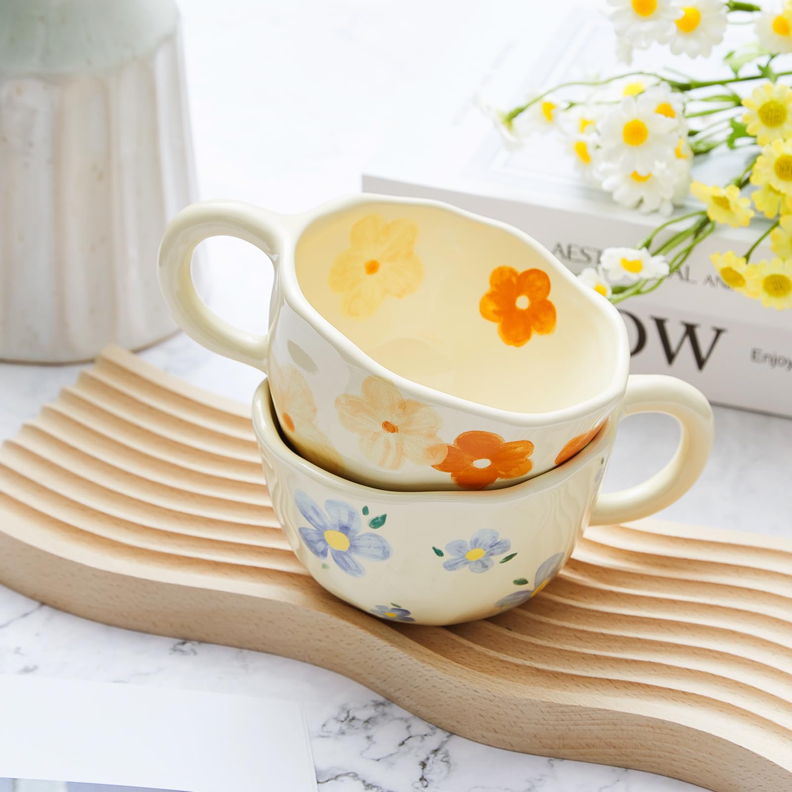 Vesici uso diario, juego de dos tazas elegantes.