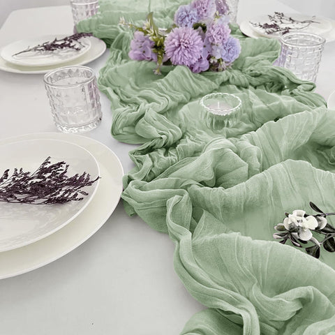 Diseño sin costura con pliegues naturales realza cualquier mesa de celebración.