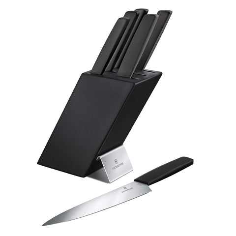 Victorinox Santoku, uso versátil para picar, rebanar y trocear en una sola herramienta.