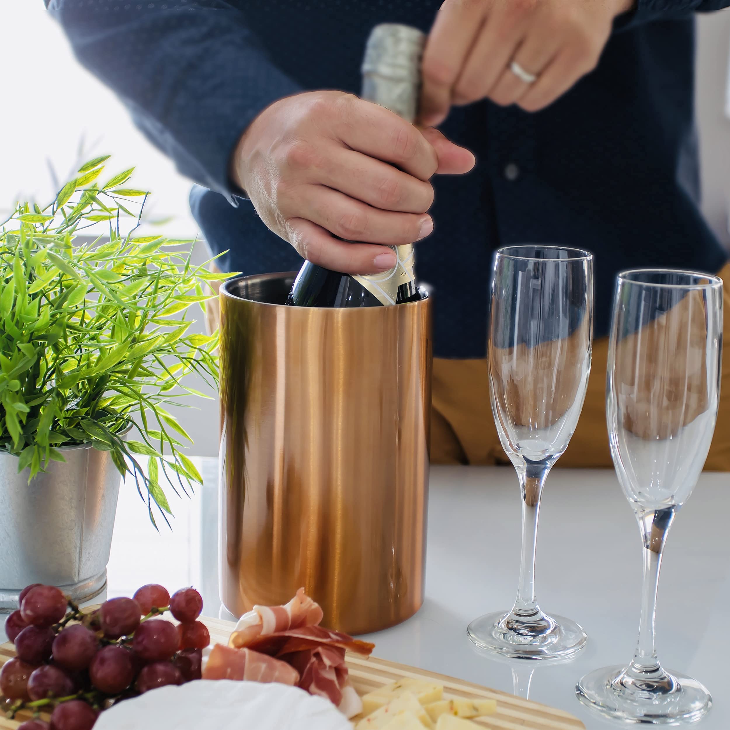 Villa & Marx Enfriador de vino cobre, uso versátil para diversas botellas.