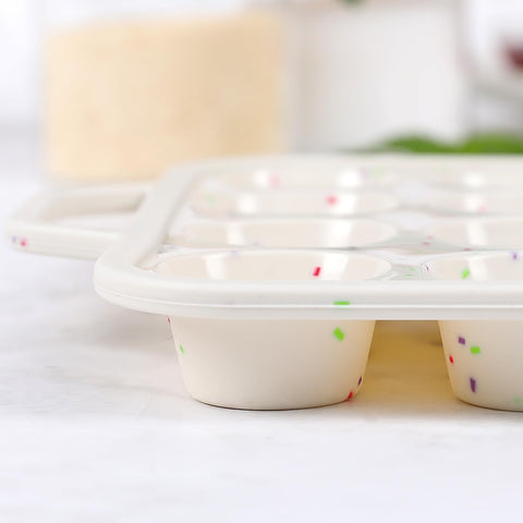 Acabado crema neutro se integra a cualquier cocina con estilo.