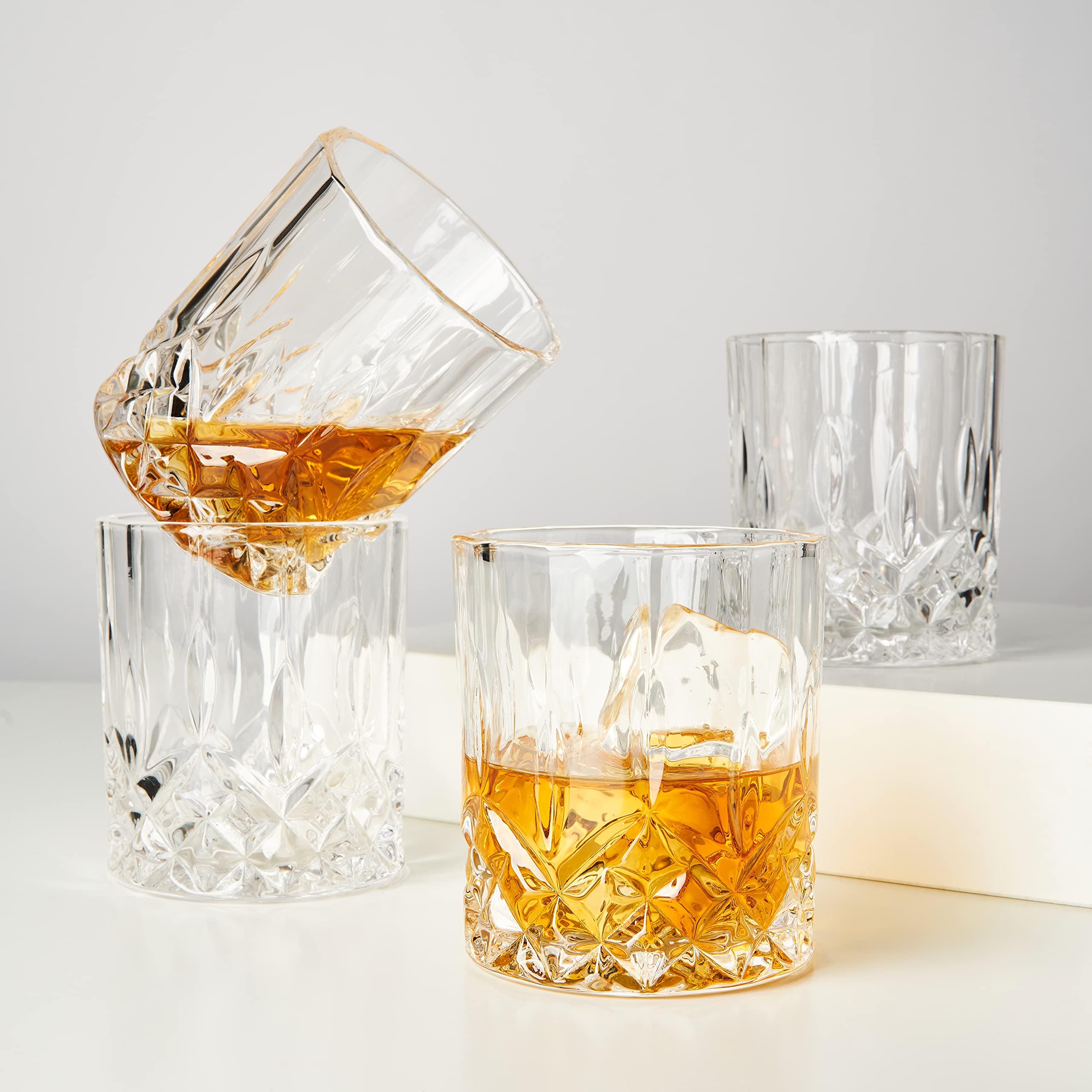 Figura clásica de cristal Viski Admiral para regalos y celebraciones.
