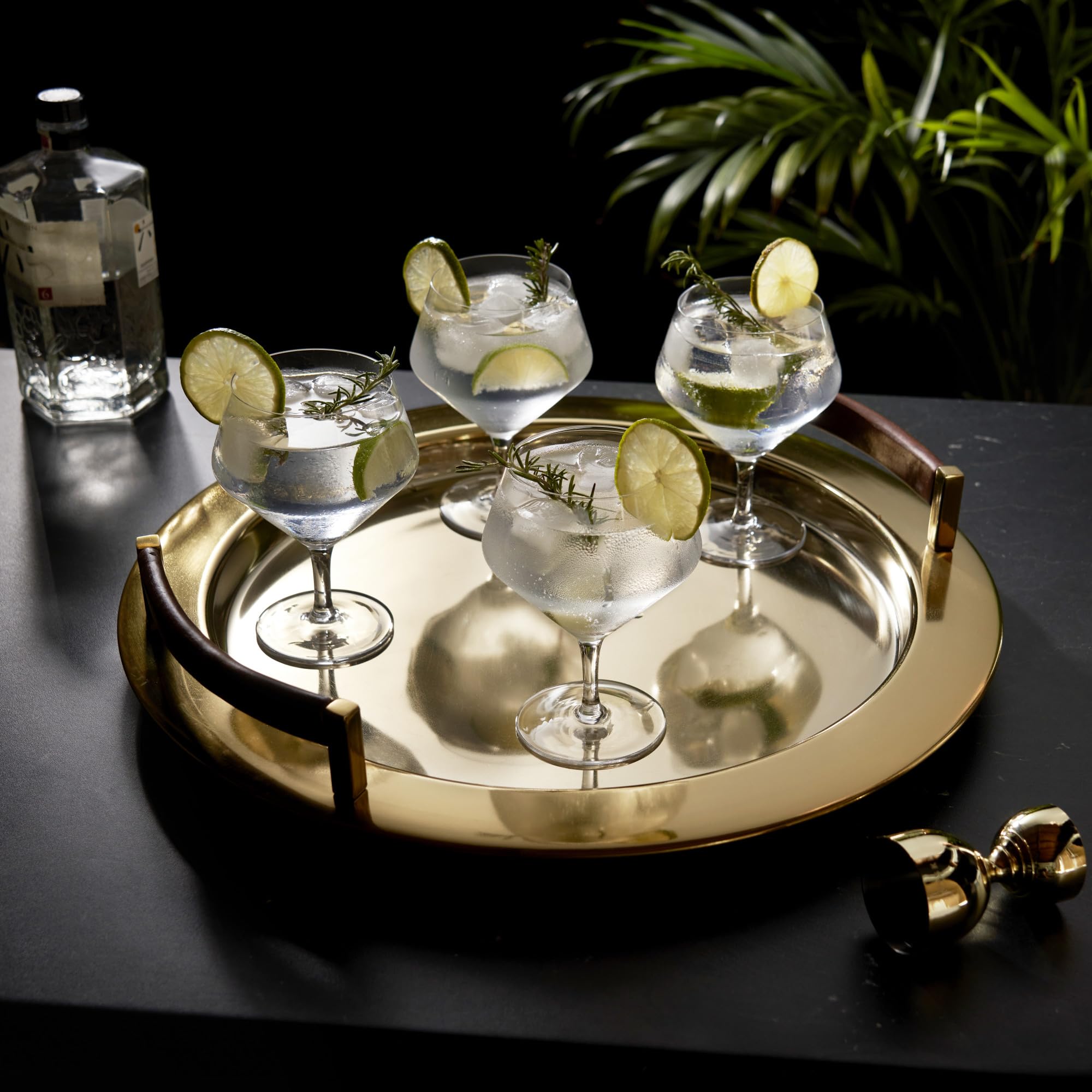 Viski cristal sin plomo, brillo claro para degustaciones elegantes.
